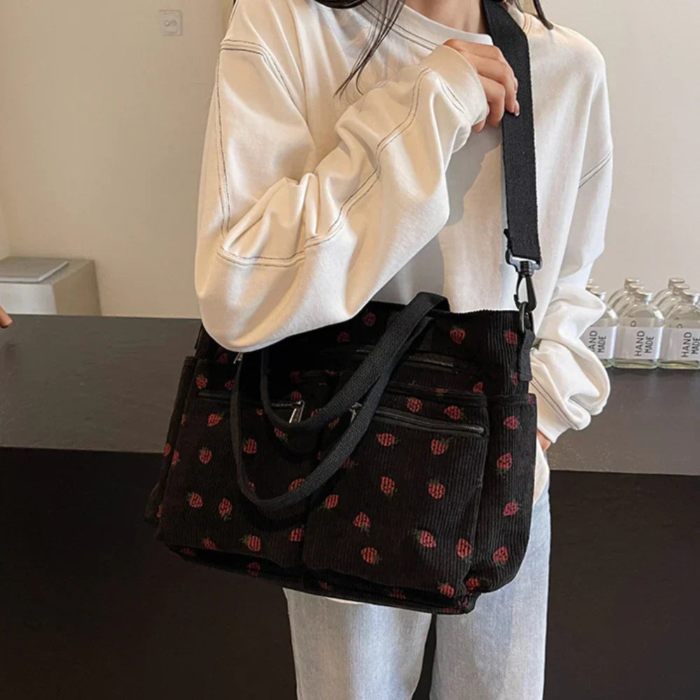 Damska Torebka Codzienna w Odcieniu Jagodowym | Uniwersalny Design