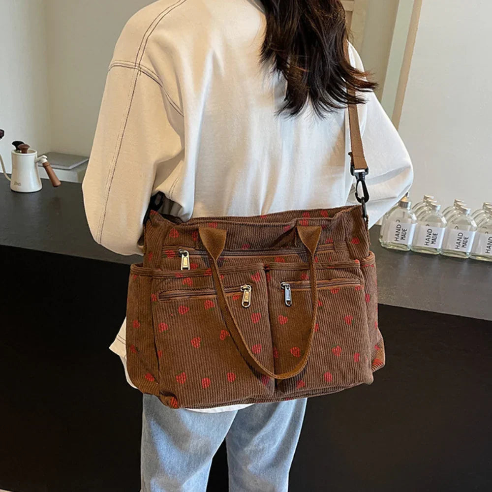 Damska Torebka Codzienna w Odcieniu Jagodowym | Uniwersalny Design