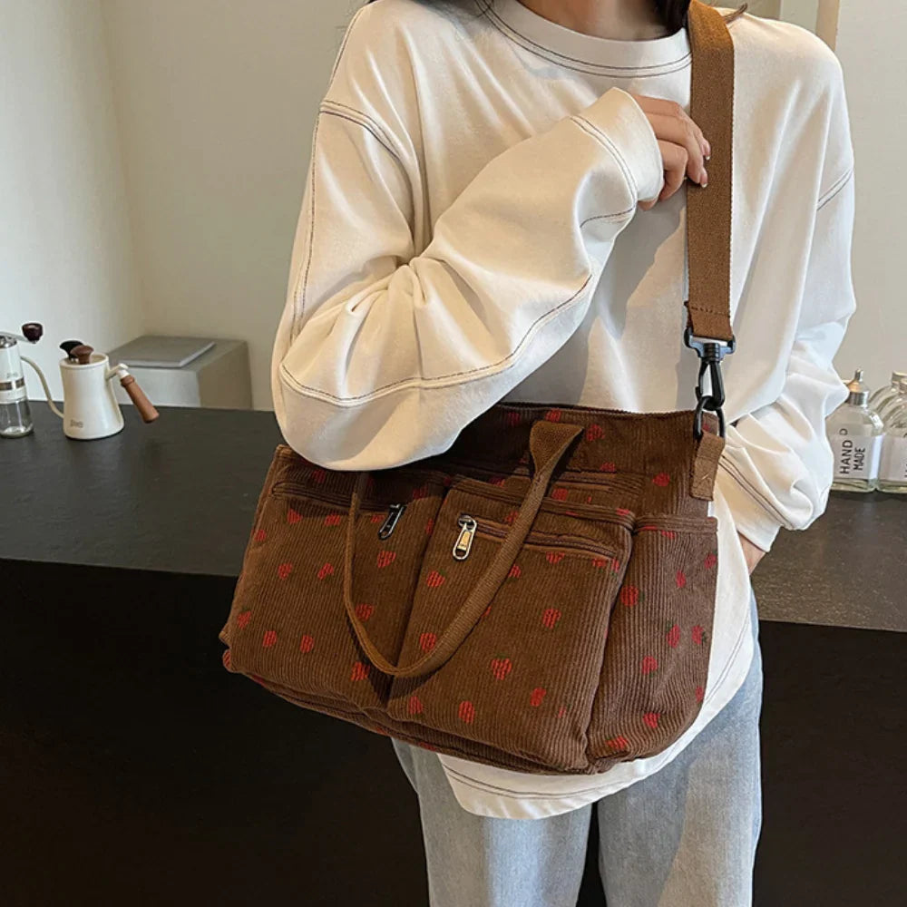 Damska Torebka Codzienna w Odcieniu Jagodowym | Uniwersalny Design