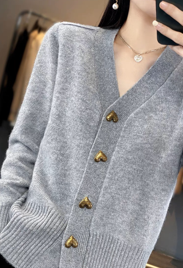 Kardigan Damski | Przytulny Kardigan z Serduszkowymi Guzikami