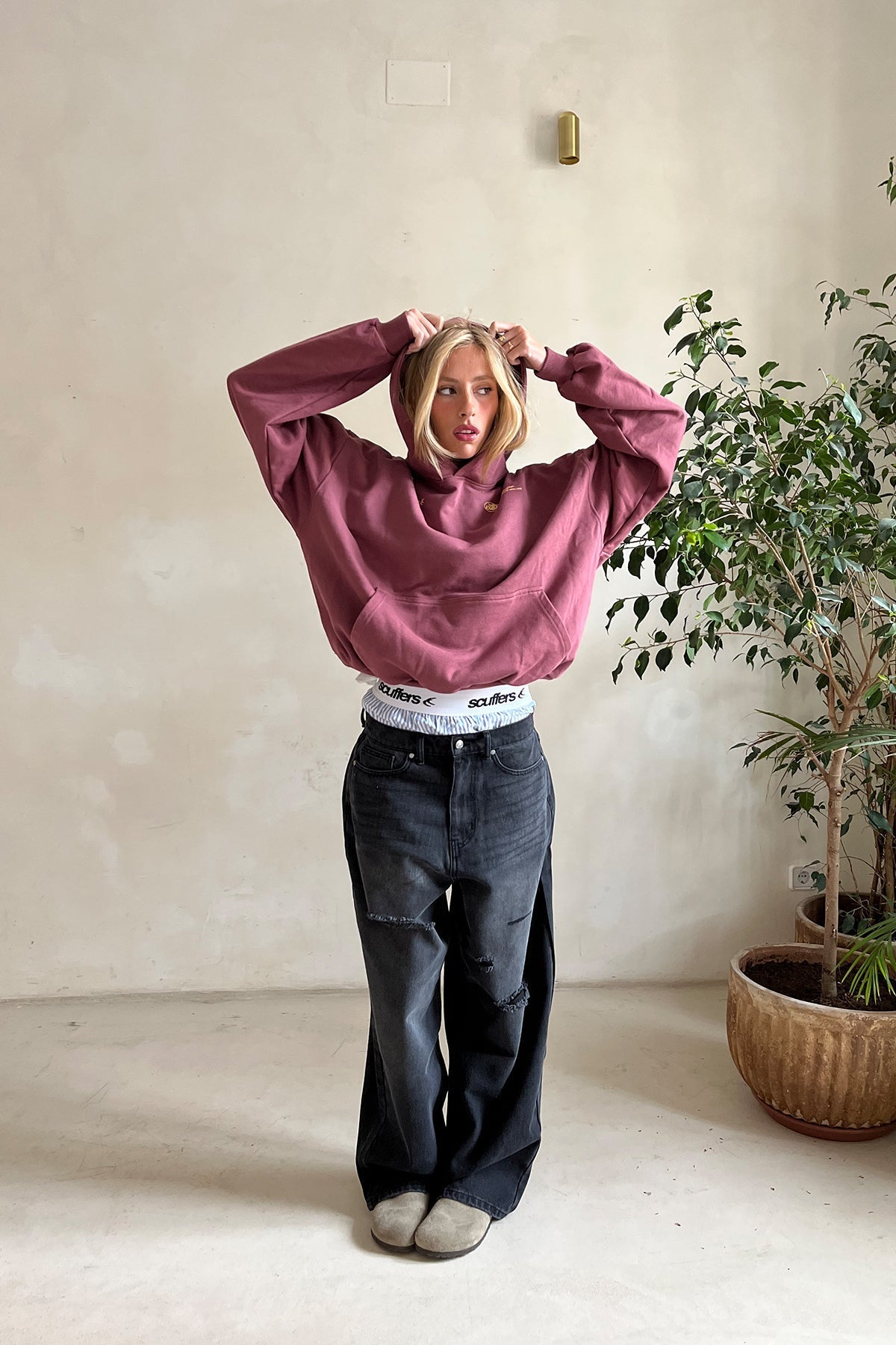 Sweter damski z kapturem | Luźny krój