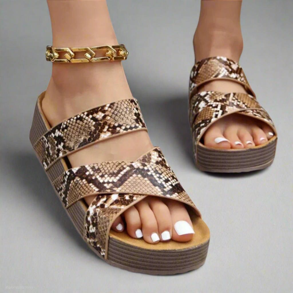 Women's orthopedic sandals with supportive flexible sole