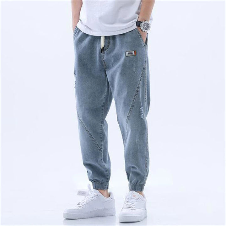 Men's Straight Leg Jeans | Casual Look