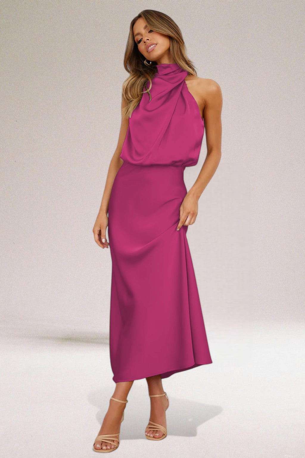 Damen Abendkleid | Neckholder-Ausschnitt und Midilänge