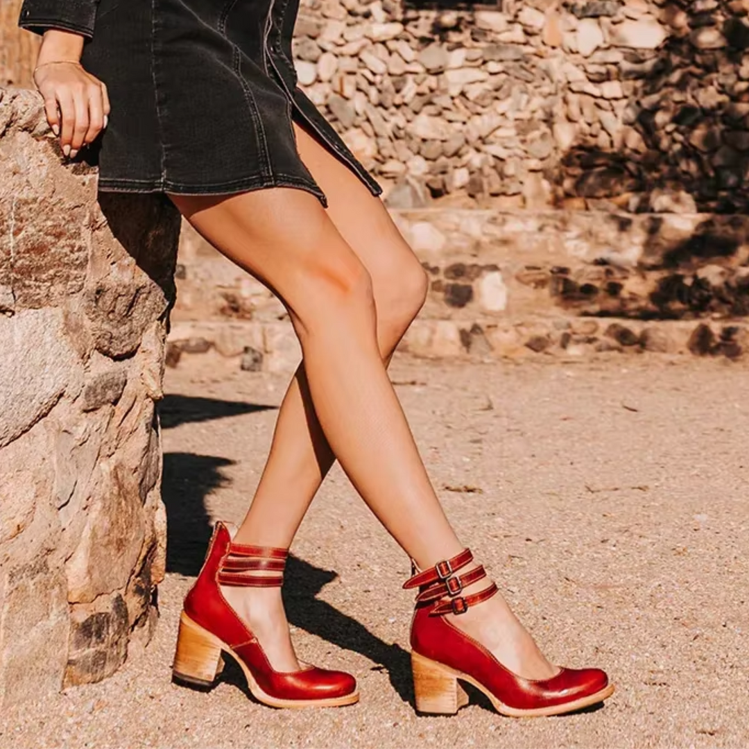 Women's elegant sandals with a lightweight sole
