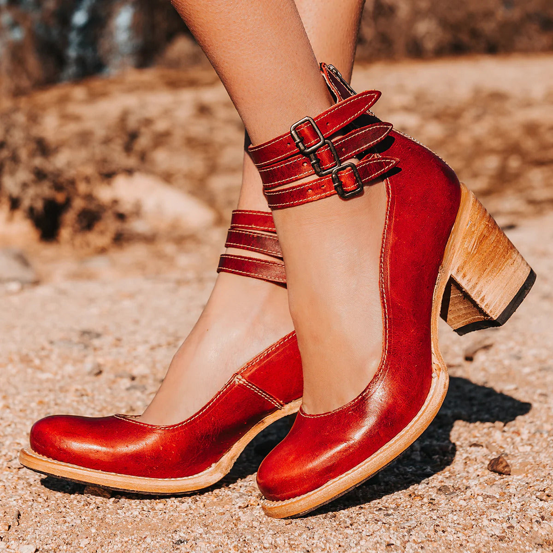 Women's elegant sandals with a lightweight sole