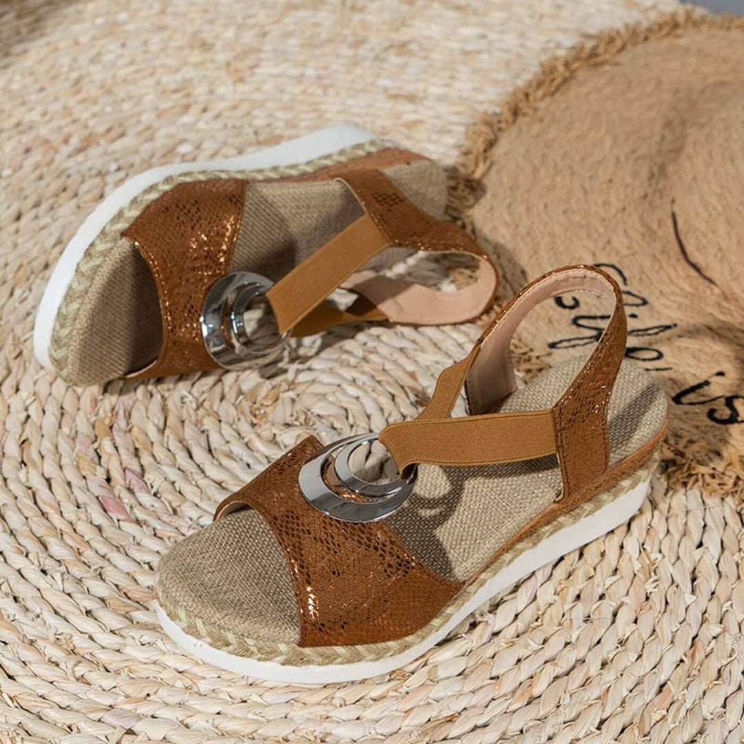 Women's orthopedic sandals for everyday wear