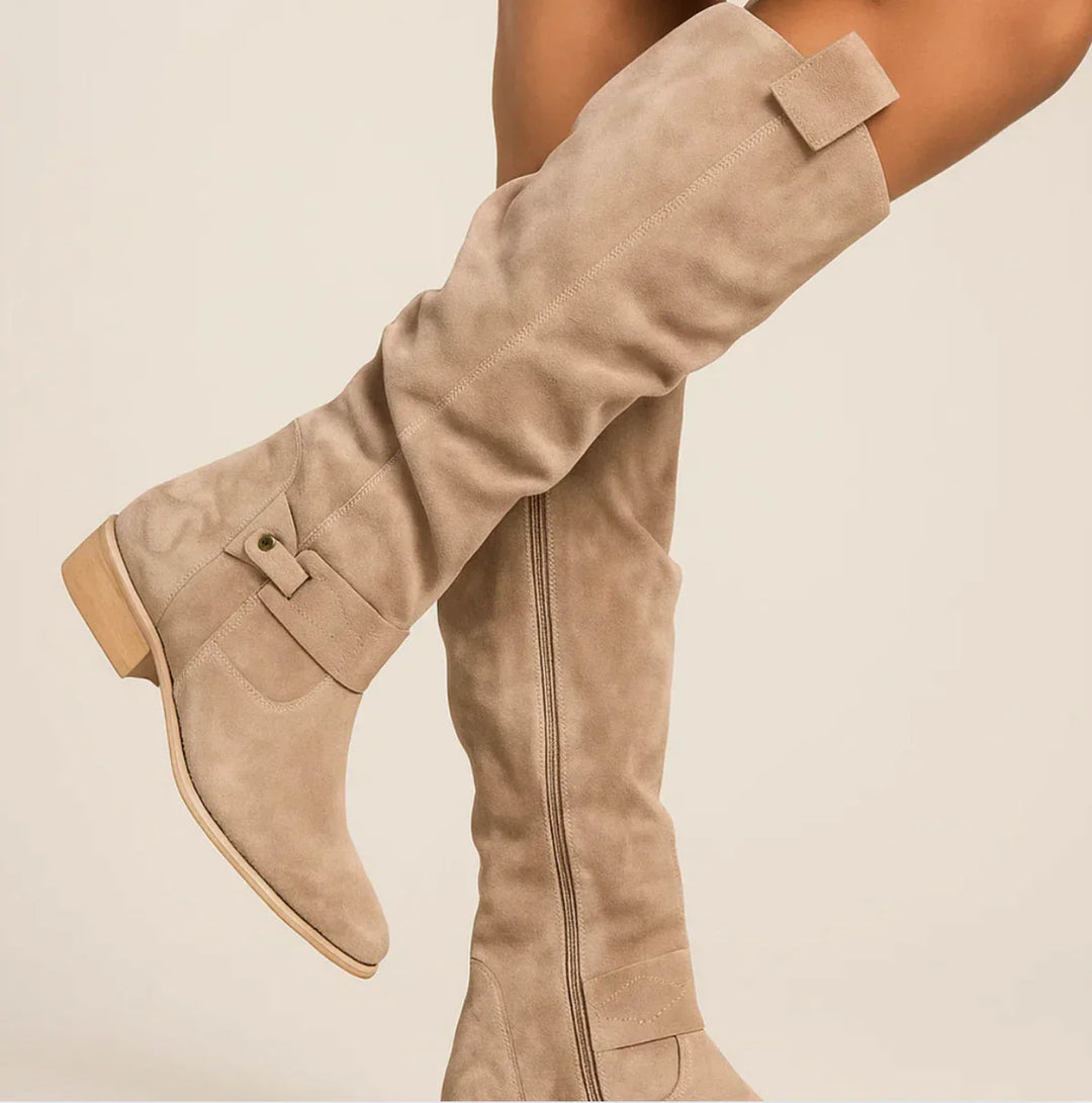 Hohe Damenstiefel | Modischer Look