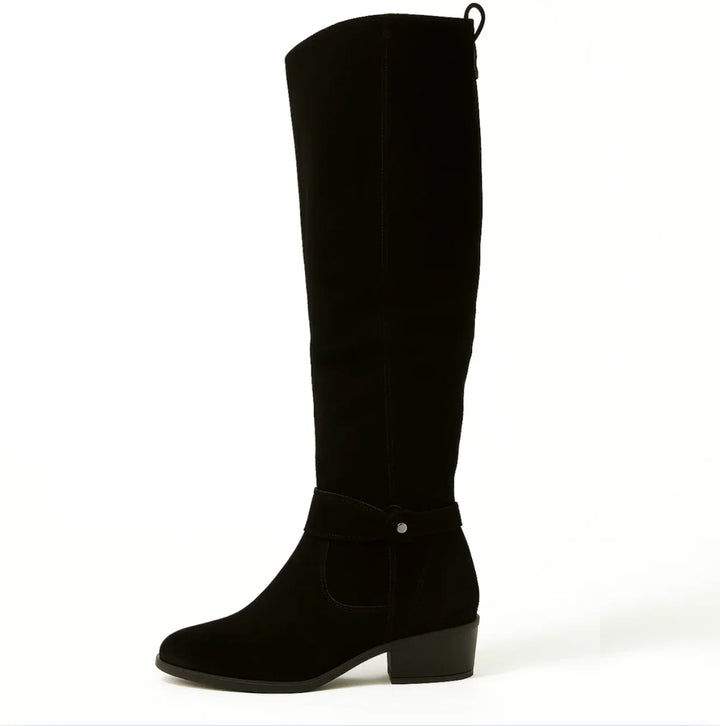 Hohe Damenstiefel | Modischer Look