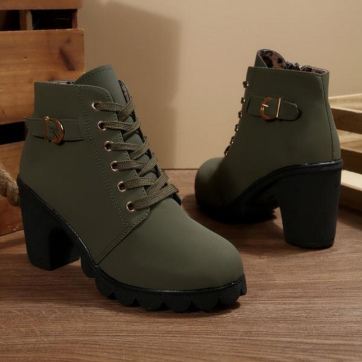 Damen-Stiefeletten mit Absatz und Metallverschluss | Knöchelhoch