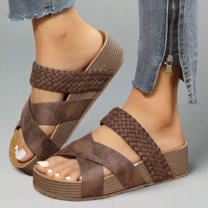 Women's orthopedic sandals with supportive flexible sole