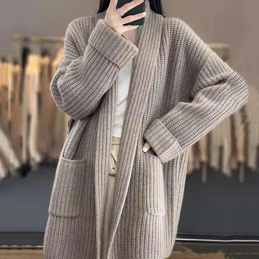 Damski Sweter z Kieszeniami | Średnia Długość