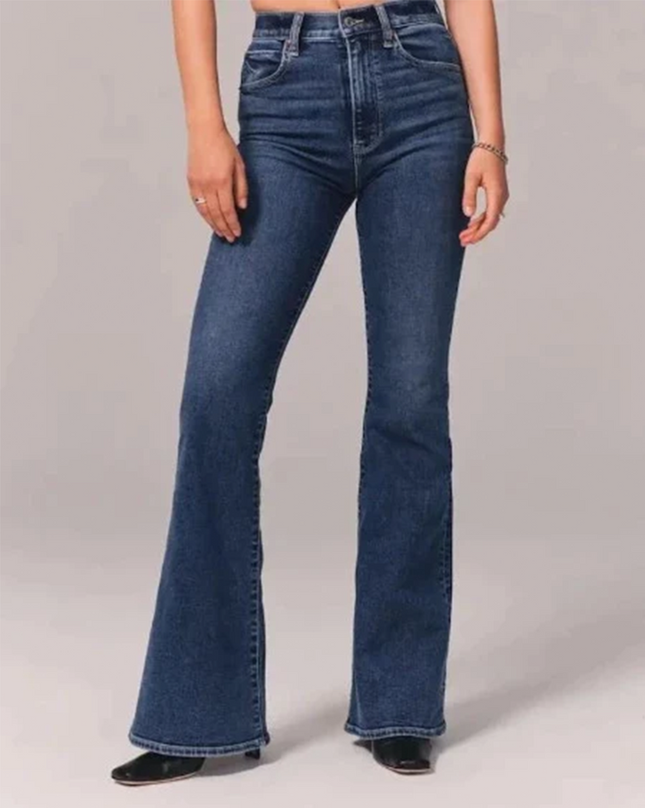 Women's high-waisted jeans with flared legs | Winter