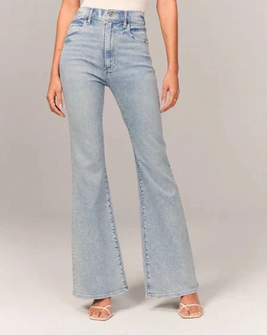 Women's high-waisted jeans with flared legs | Winter