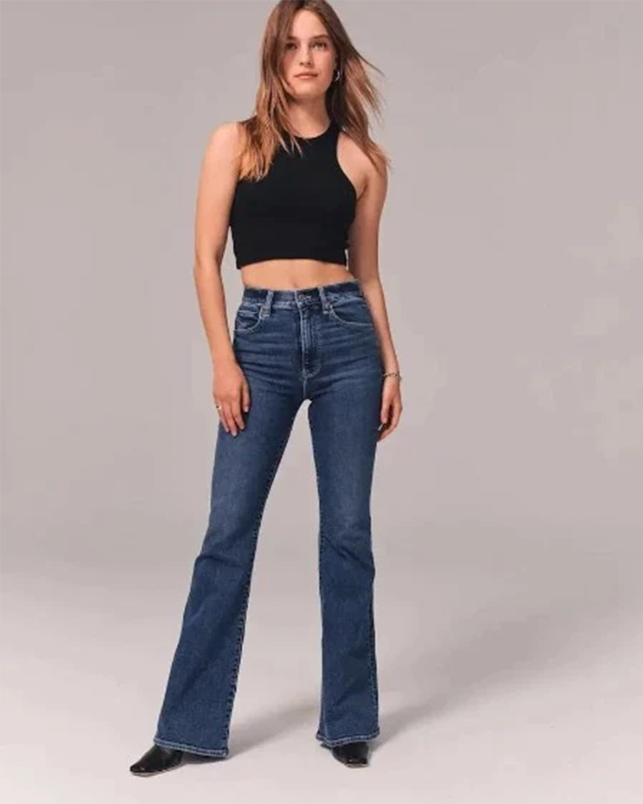 Women's high-waisted jeans with flared legs | Winter