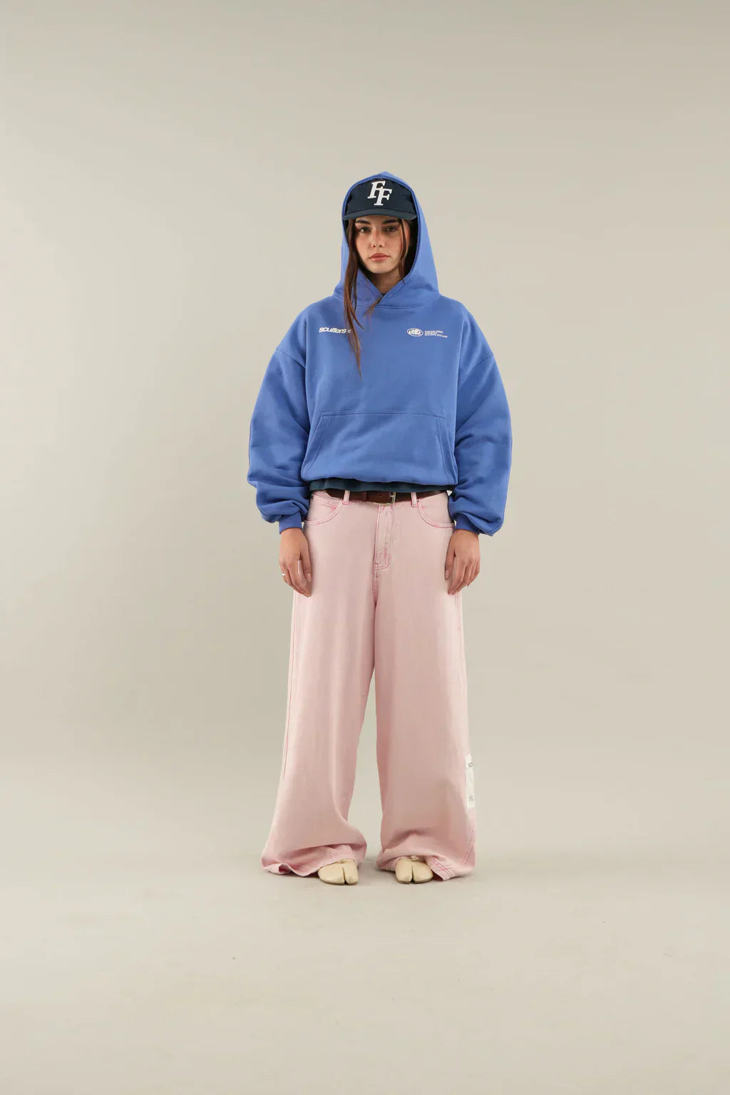 Sweter damski z kapturem | Luźny krój