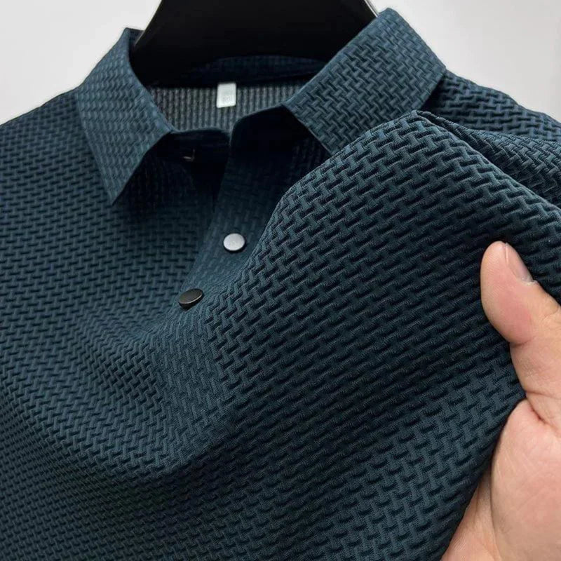 Men's polo shirt with collar and short sleeves